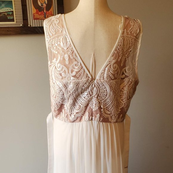 RM Richards Full Length Cream Gown size 16 elegant formal - Picture 3 of 5